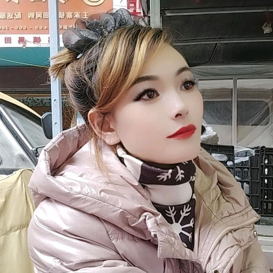 我是婷妹（（杨）不定时20点直播到22点