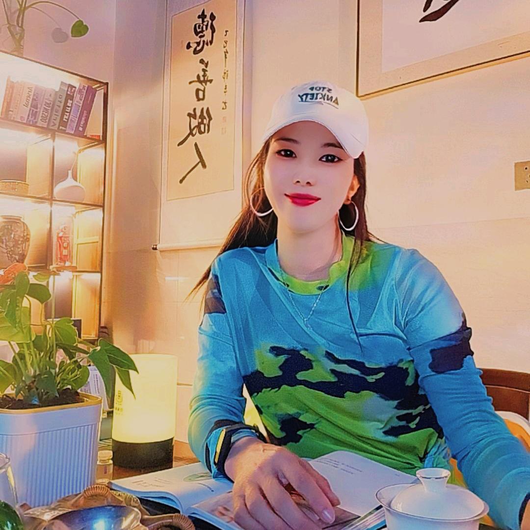 立丰倩倩(栎枫)