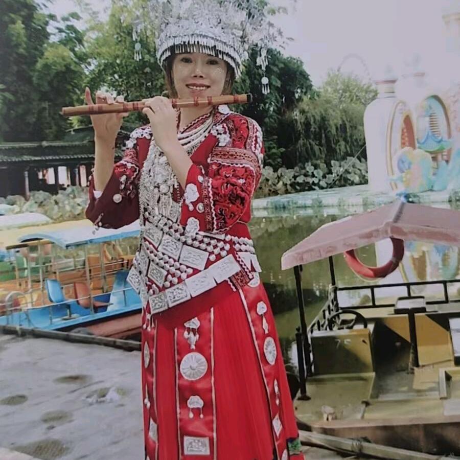 @云菲菲☂️