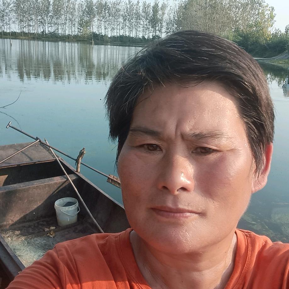 一生忙碌。。。自家鱼塘鱼