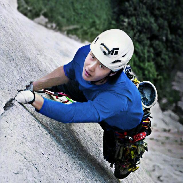 我王小啵💚YiBo亲签四面八方来