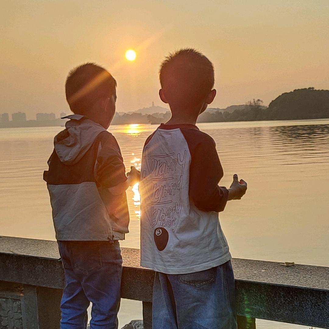 双胞胎👬慢养日记