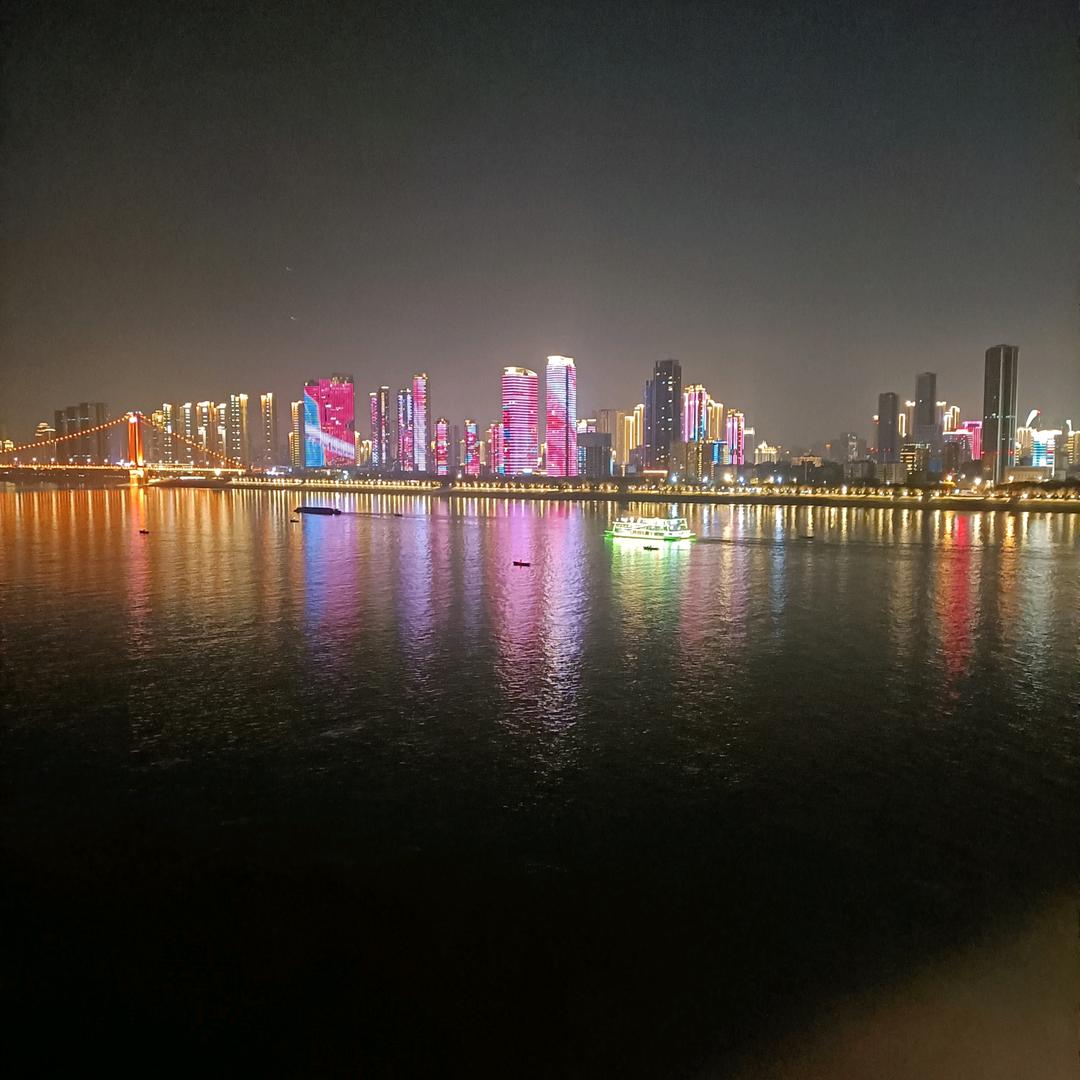 红红