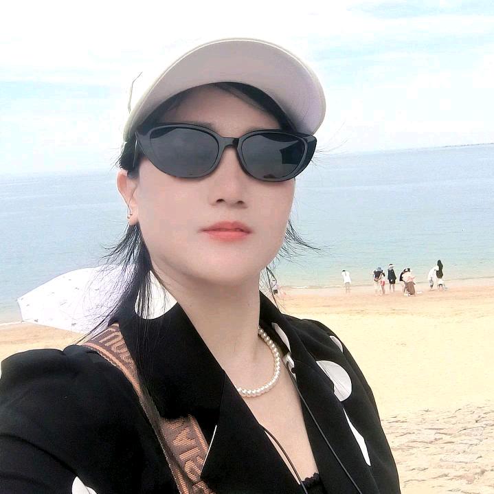 美美爱唱歌(谢绝连赞)