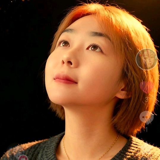 红太阳80后红姐