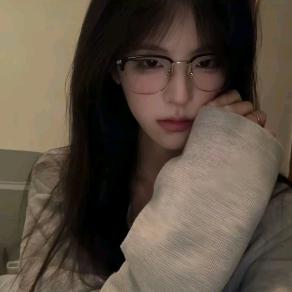 小小冰(๑╹ヮ╹๑)ﾉ