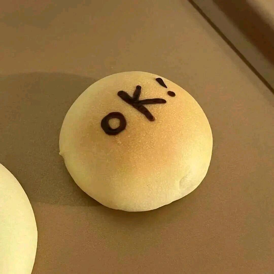 小何很哇塞i