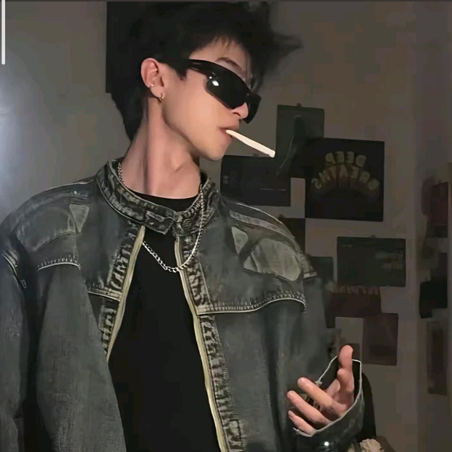 彤彤不会踢球