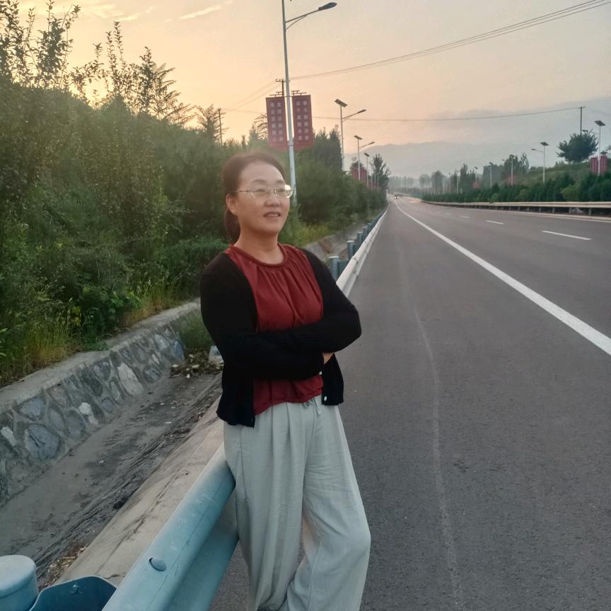 爱你的人
