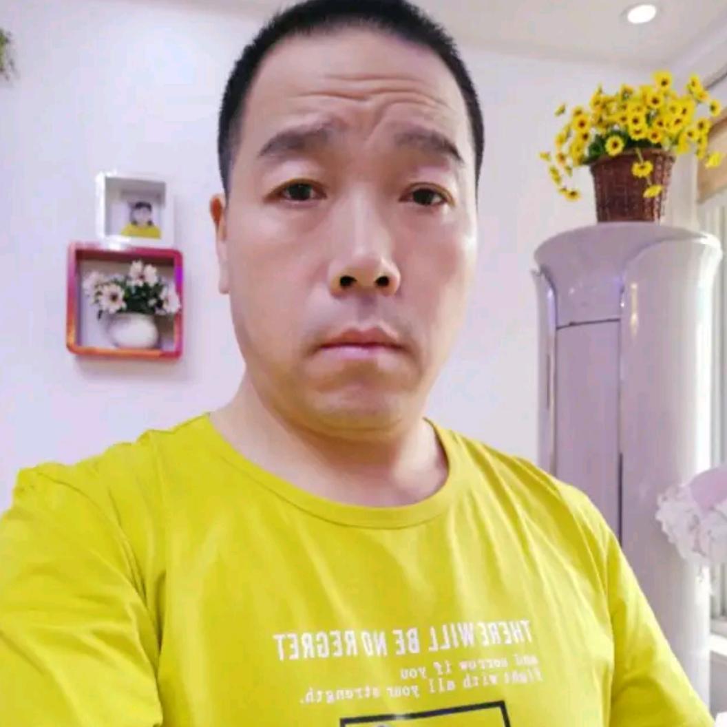 木匠大叔
