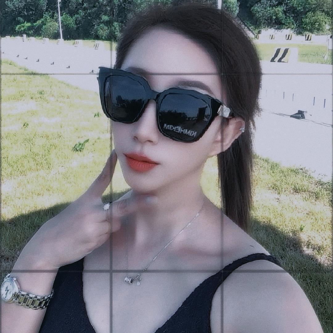 @Wᗜáиⁿgᥫᩣ Xuě^