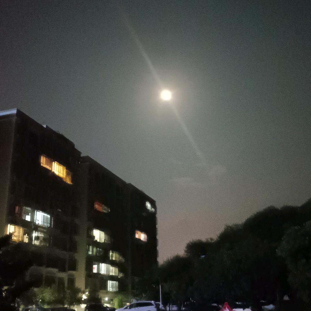 🌈   雅迪售后小陈