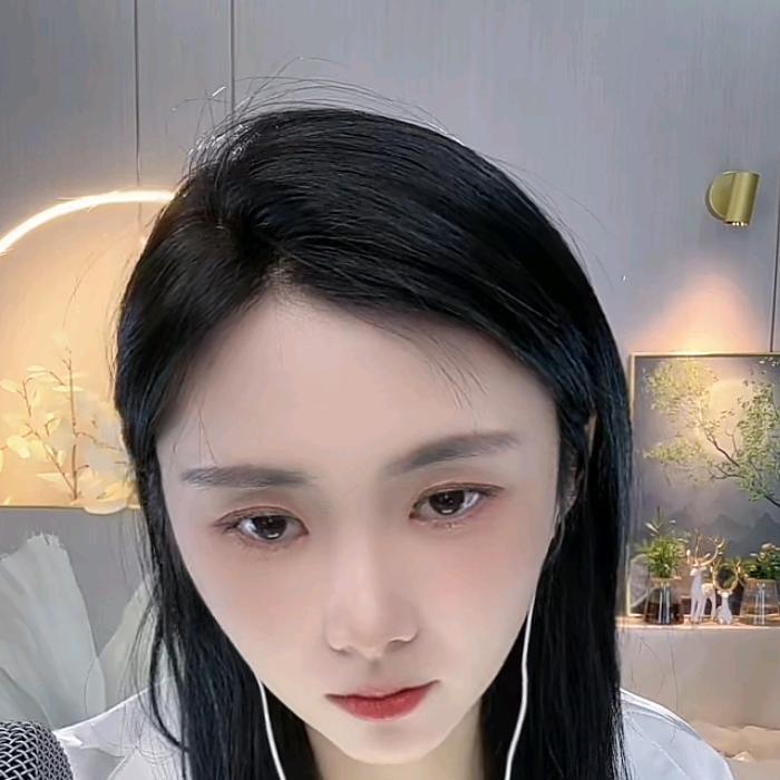 👹雨雾下😇小猫猫🍸