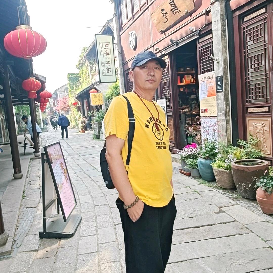 🇨🇳一棵树🇨🇳