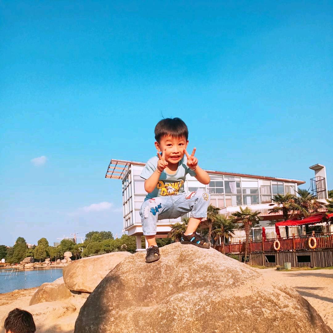 李俊逸