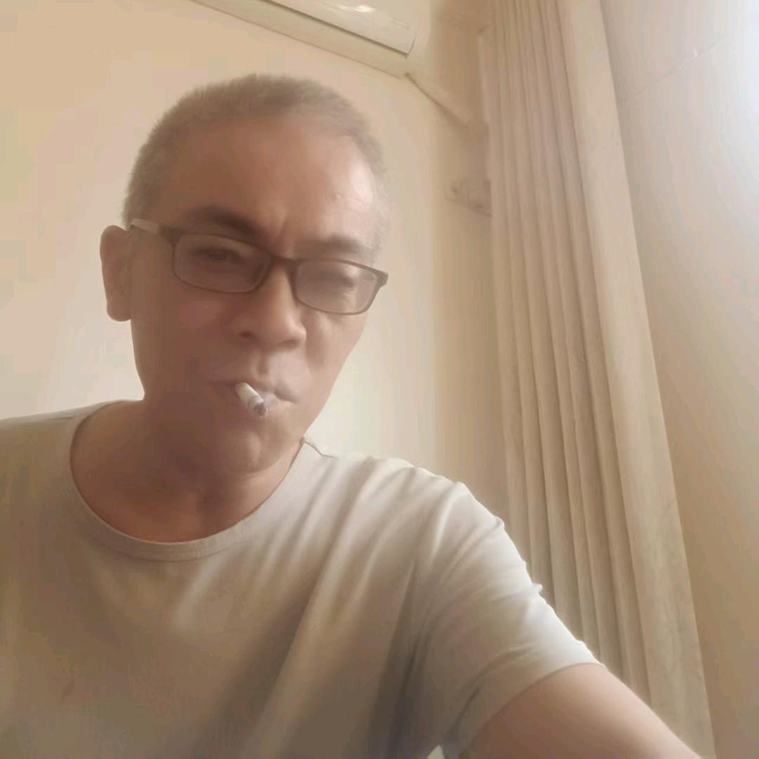神彩飞杨