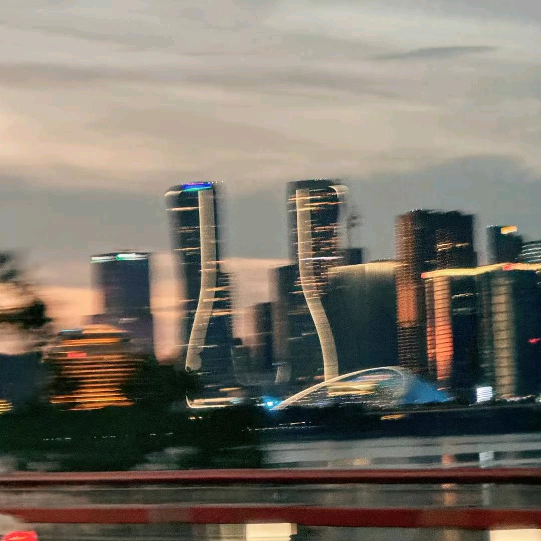 BY•wayne