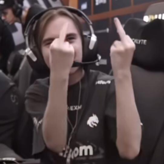 和伪人无法交流