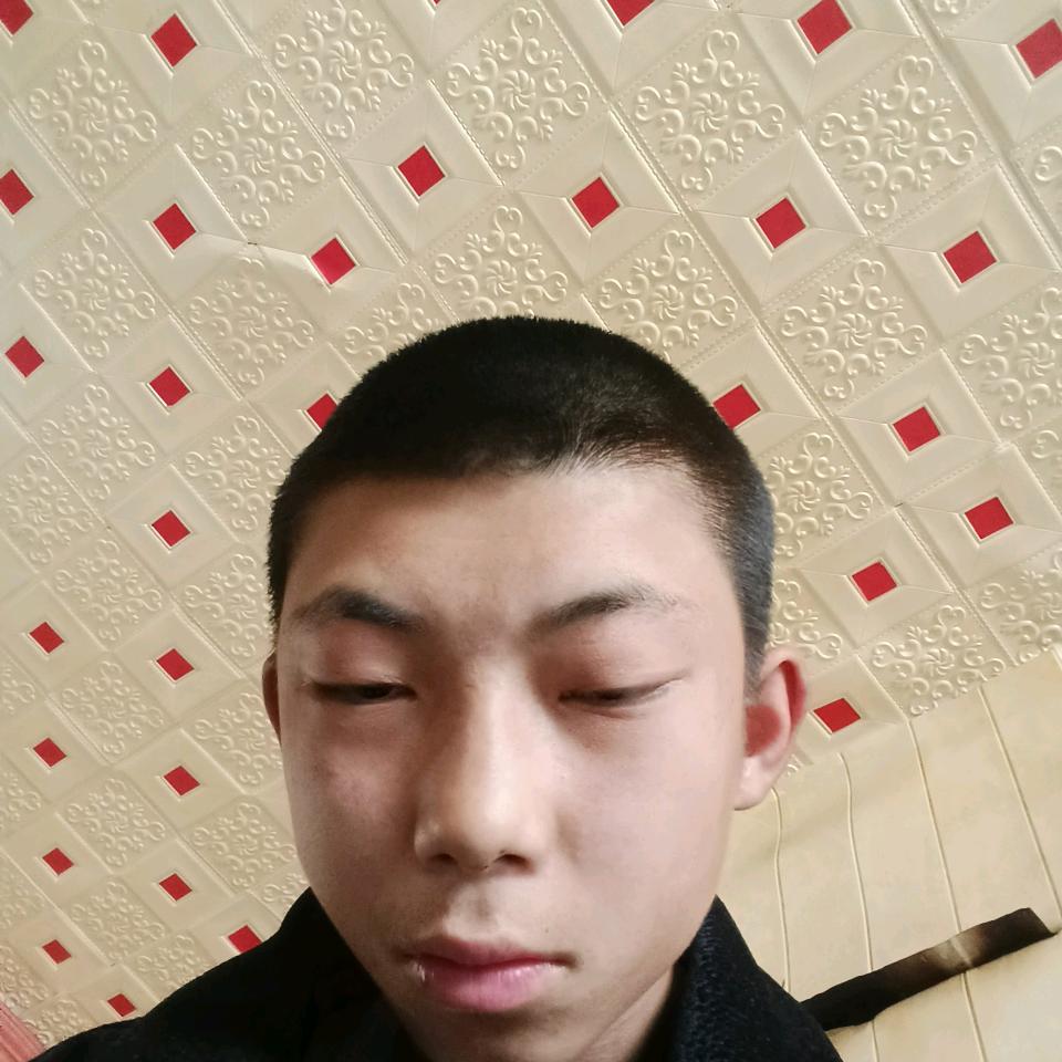 黄伟奇