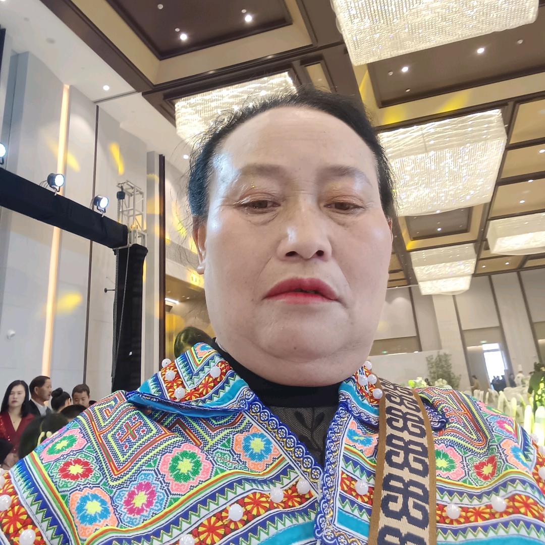 杨明芬