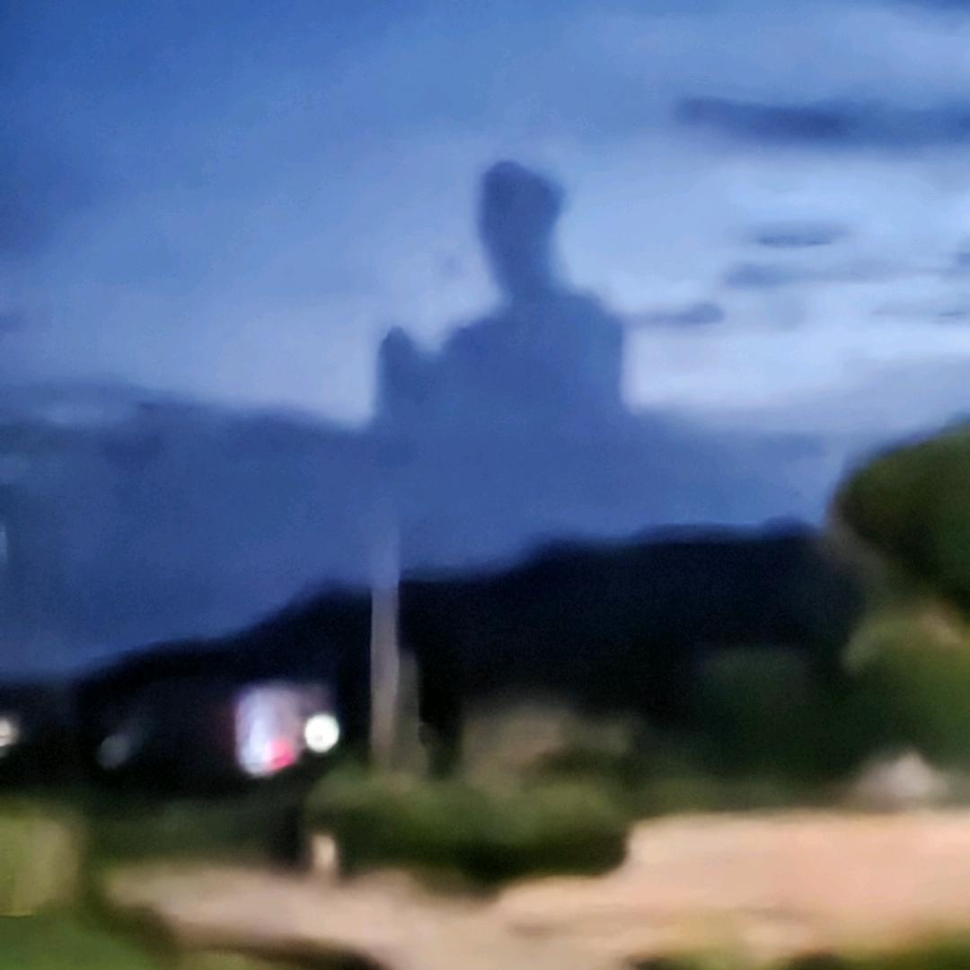 爱吃巧克力的大叔