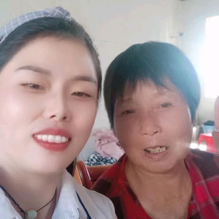 万家丫头三姐(记录日常)