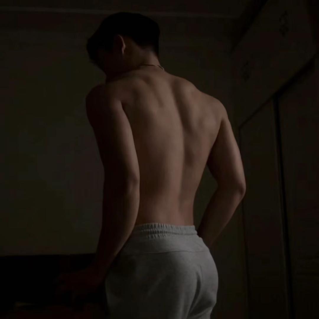 奠梓瑞