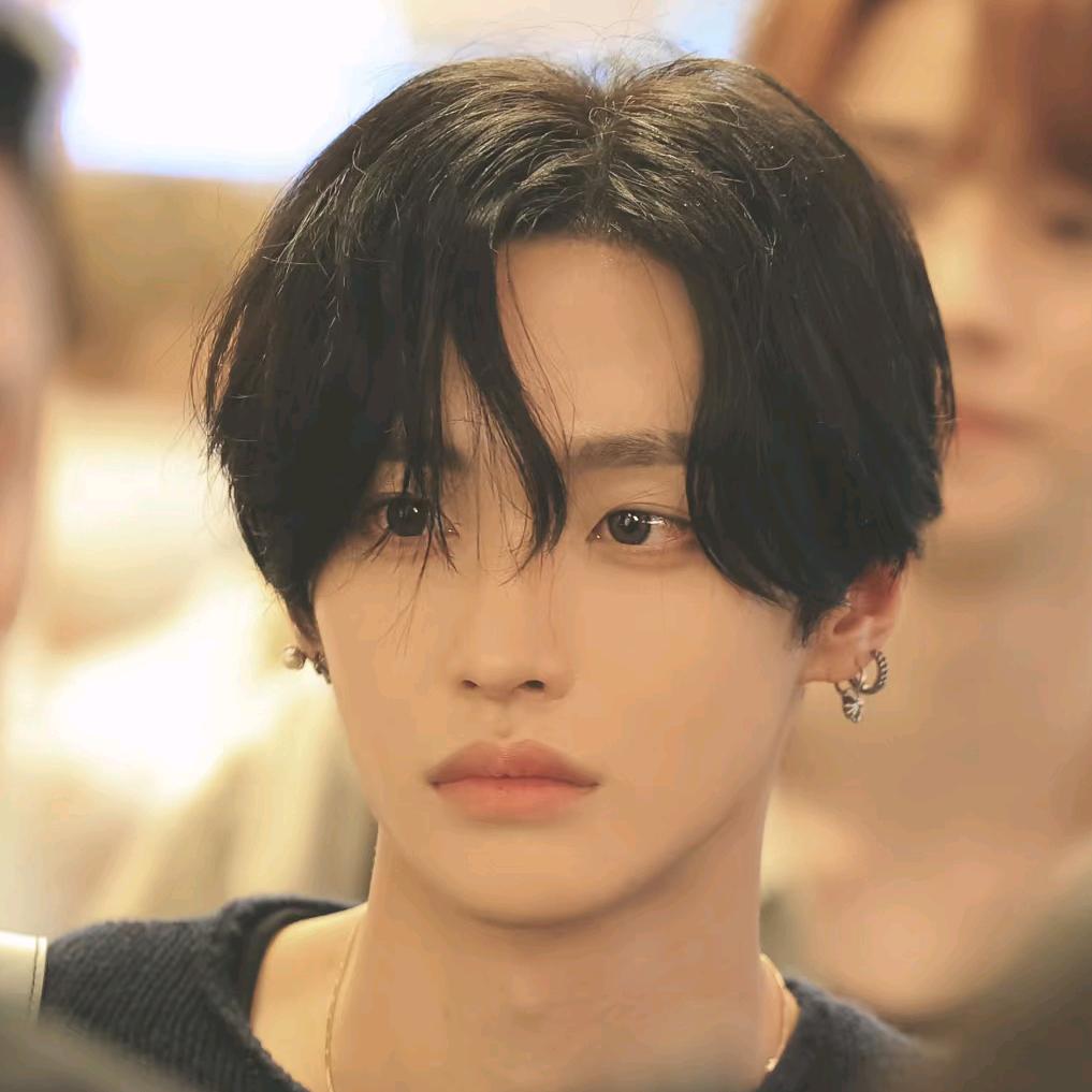 开心一点(〜￣▽￣)〜