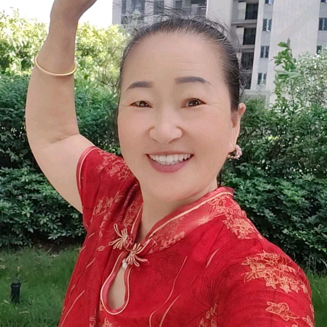 罗二姐首播筹备中