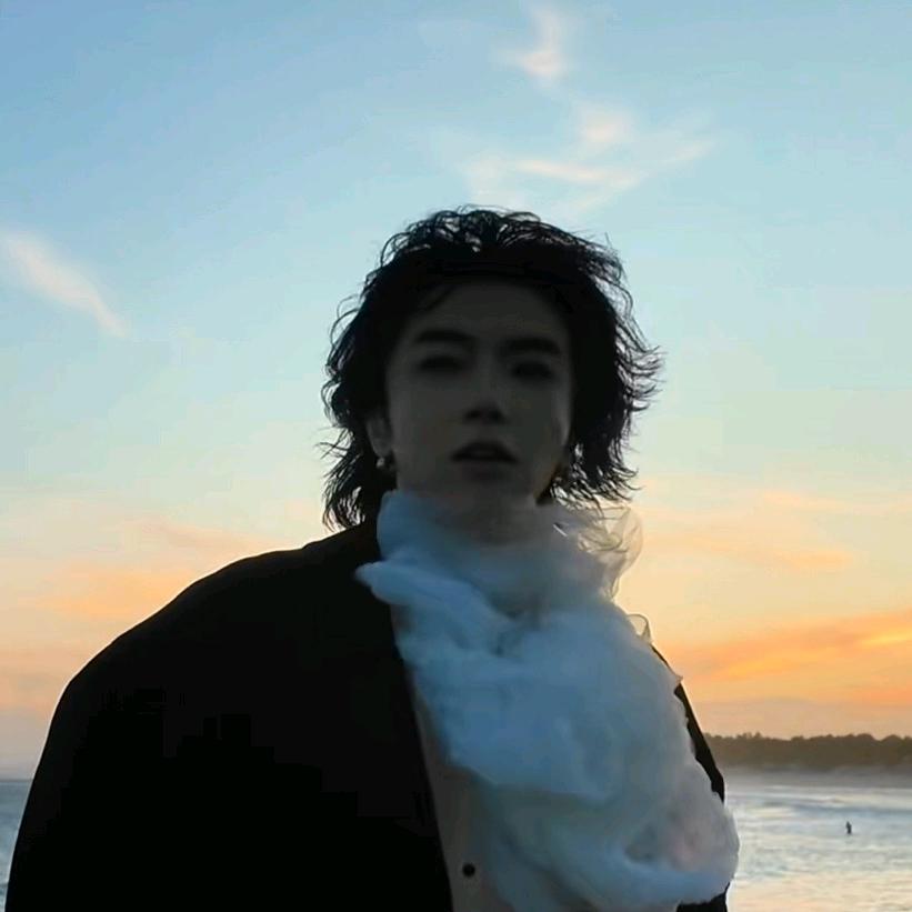 火爆的后槽牙.yu