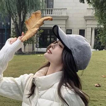 晨妍（穿搭分享）