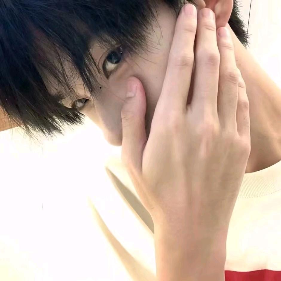 向晚意不适.