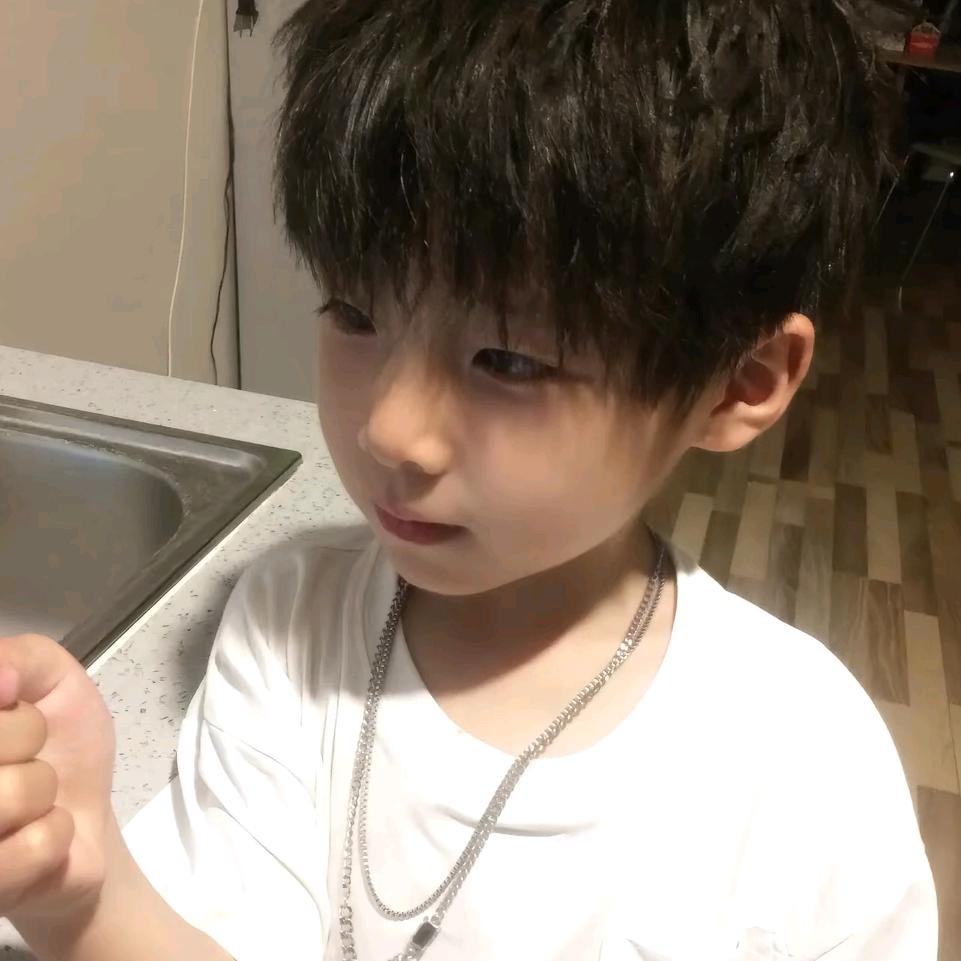 感情大🐱