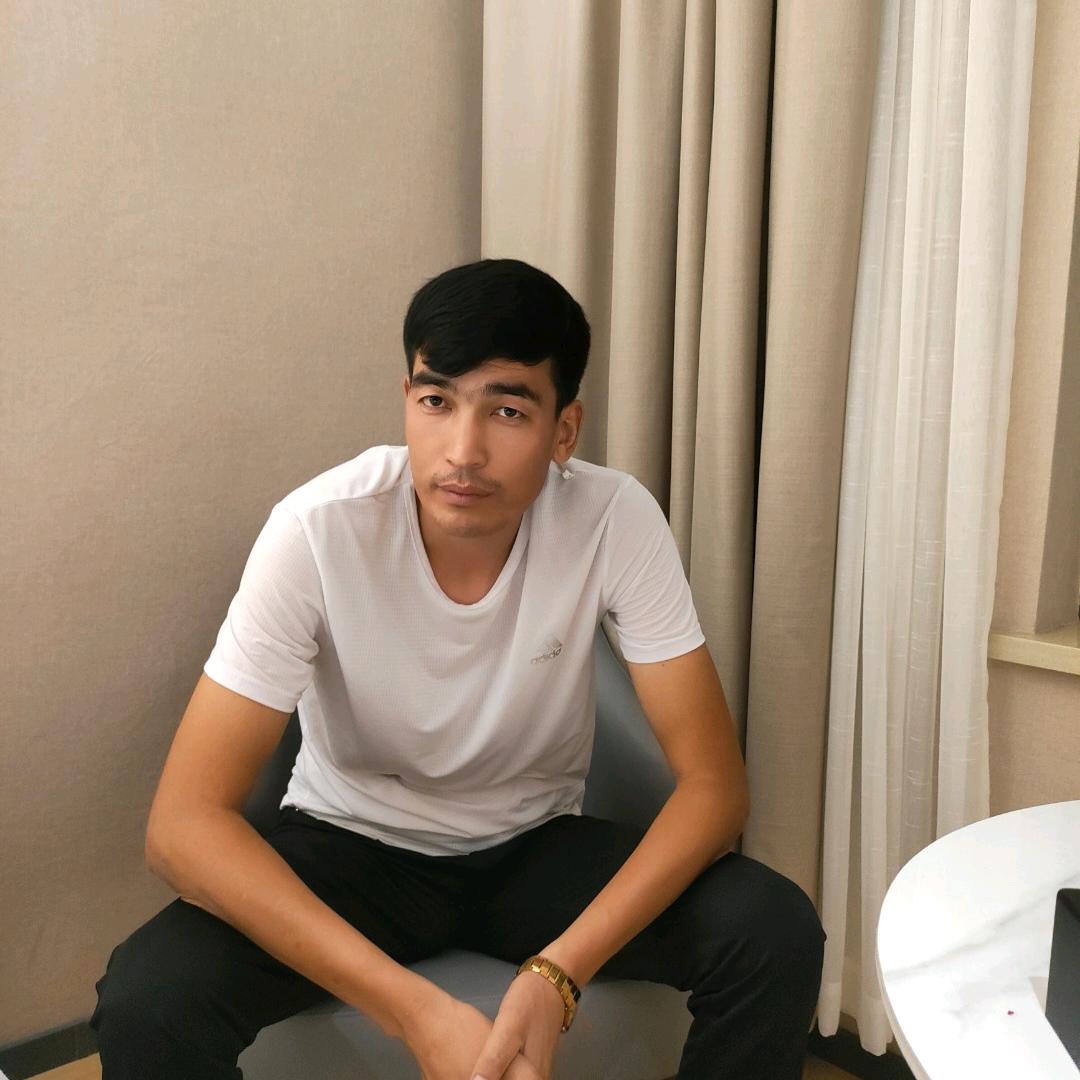 男孩