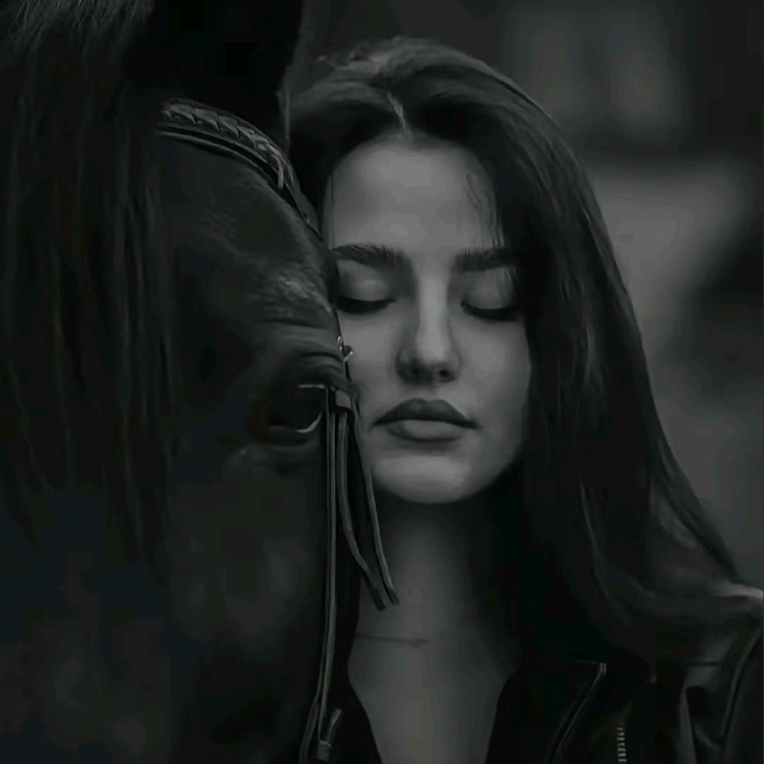 𝘳𝘶𝘹𝘢𝘯𝘨𝘶𝘭🖤