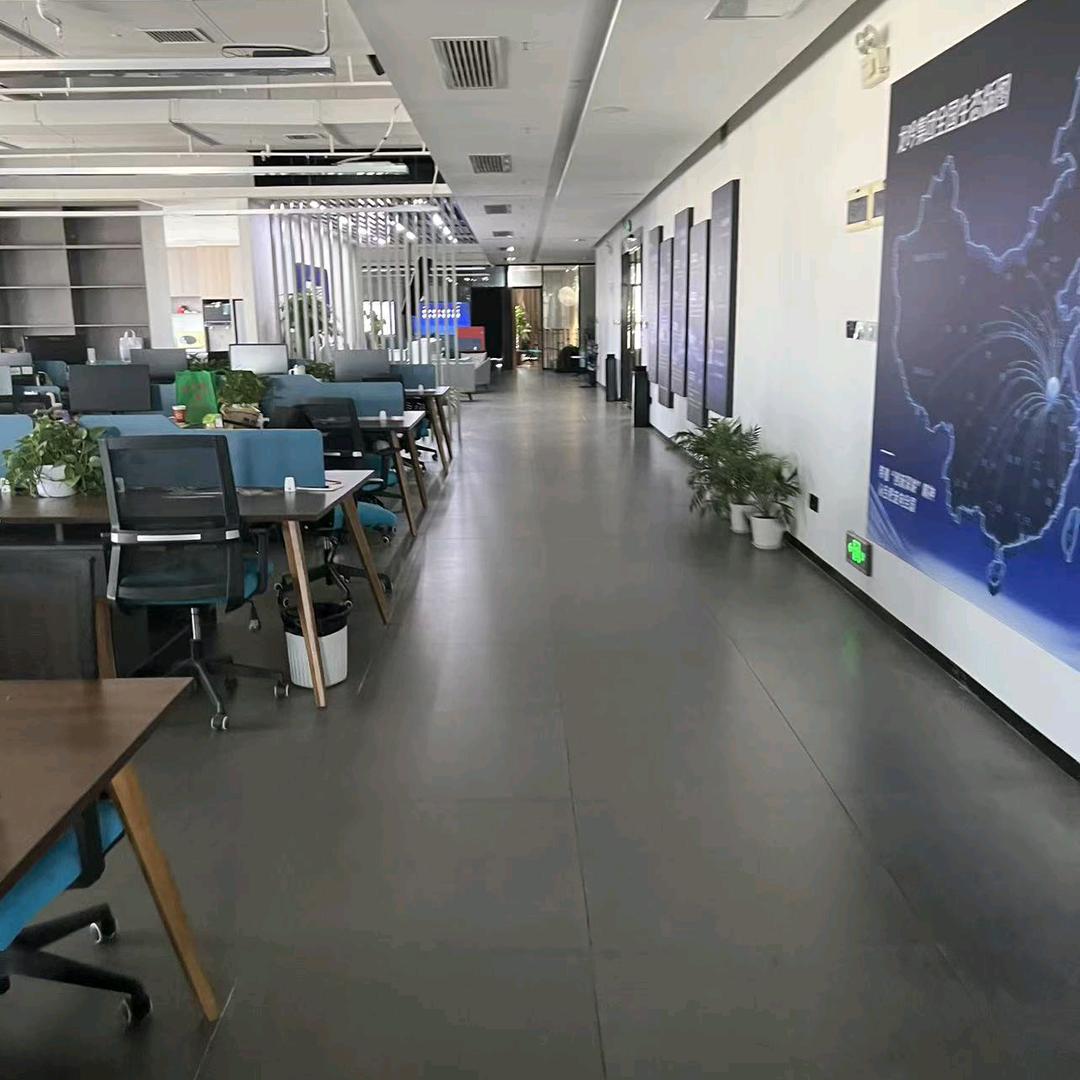 三心二意团队（智慧机房）