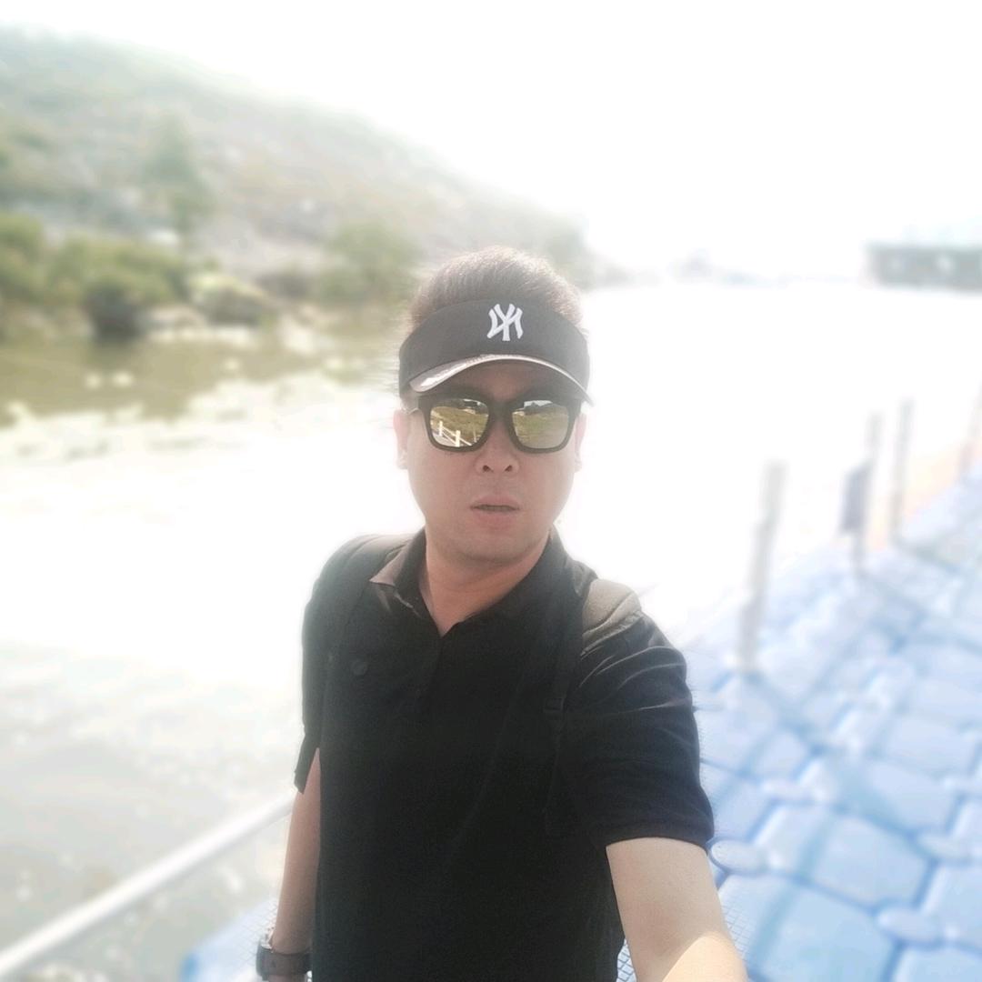 李楠
