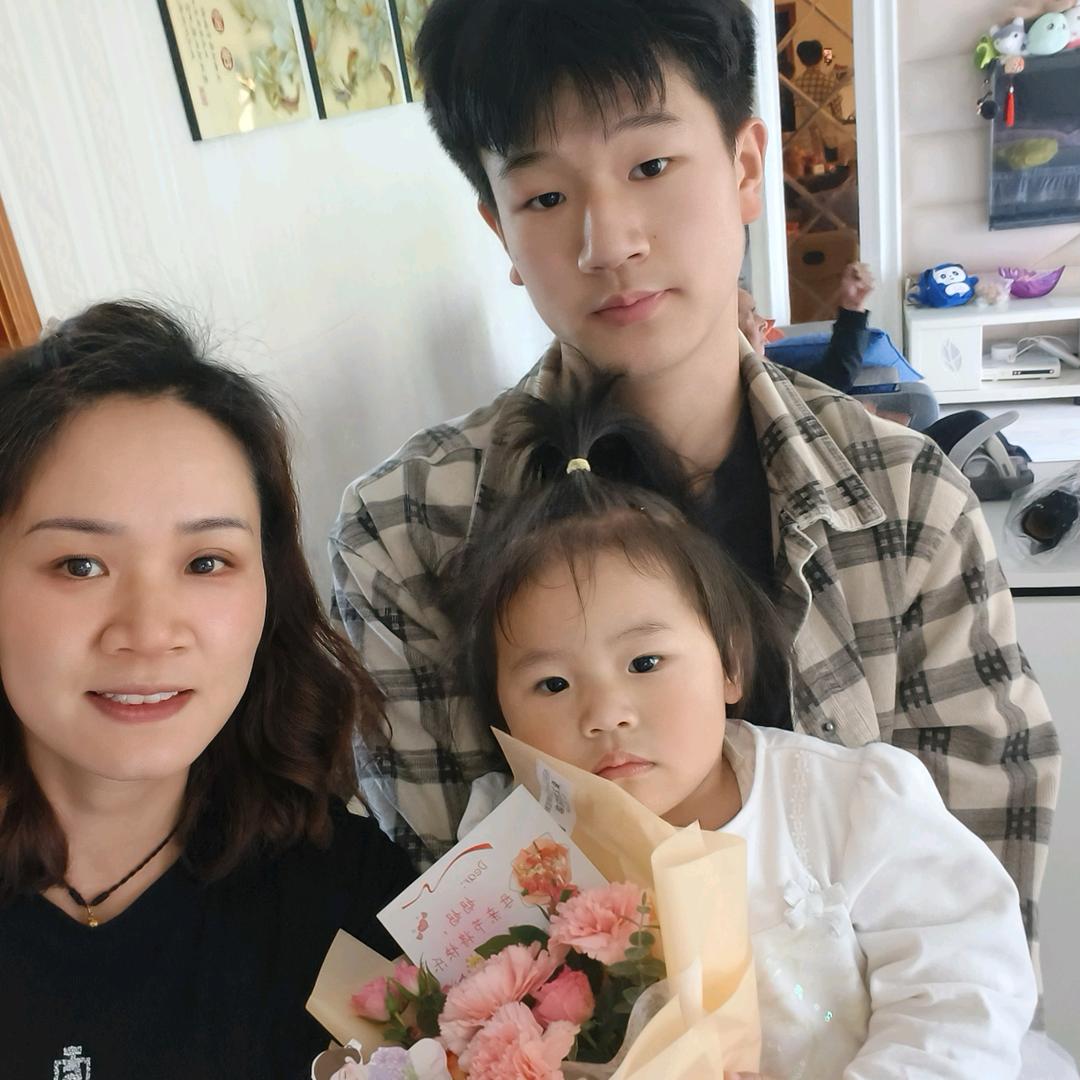 源仔与优妹