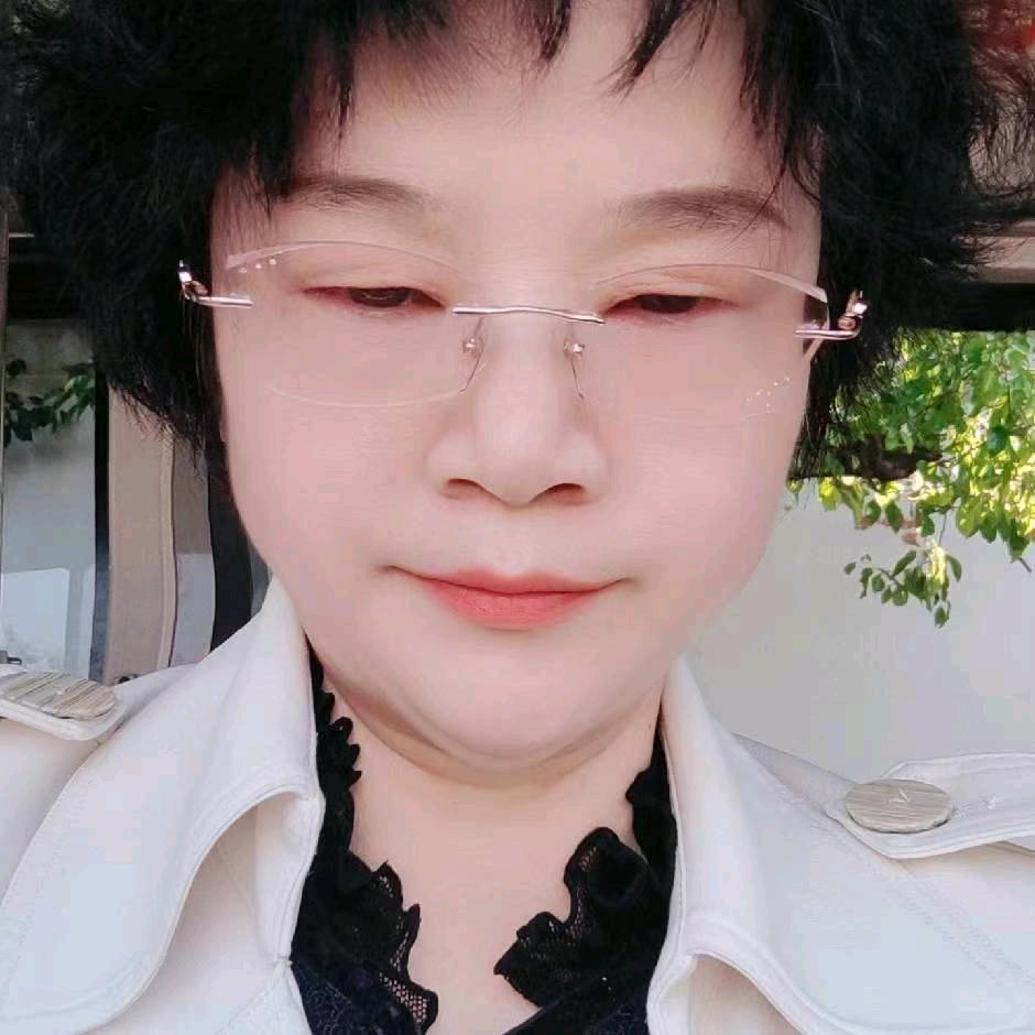 智慧之芳轻奢女装
