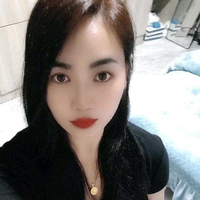 文慧85年的，带一个孩子的单亲妈妈。