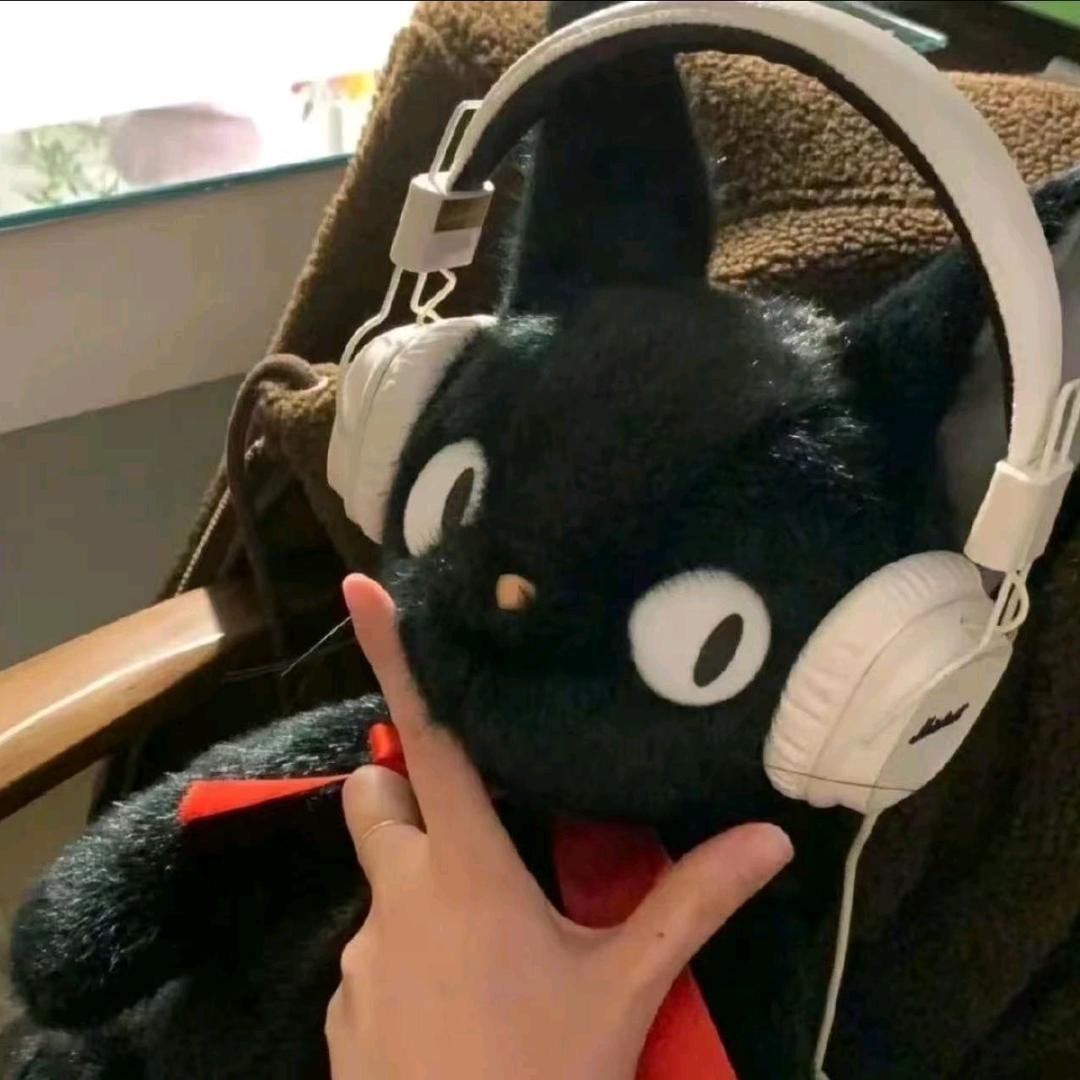栗盼