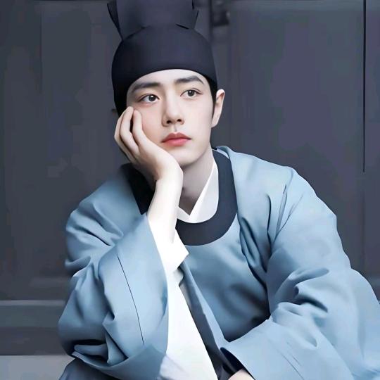 小面包 （战虾唯）