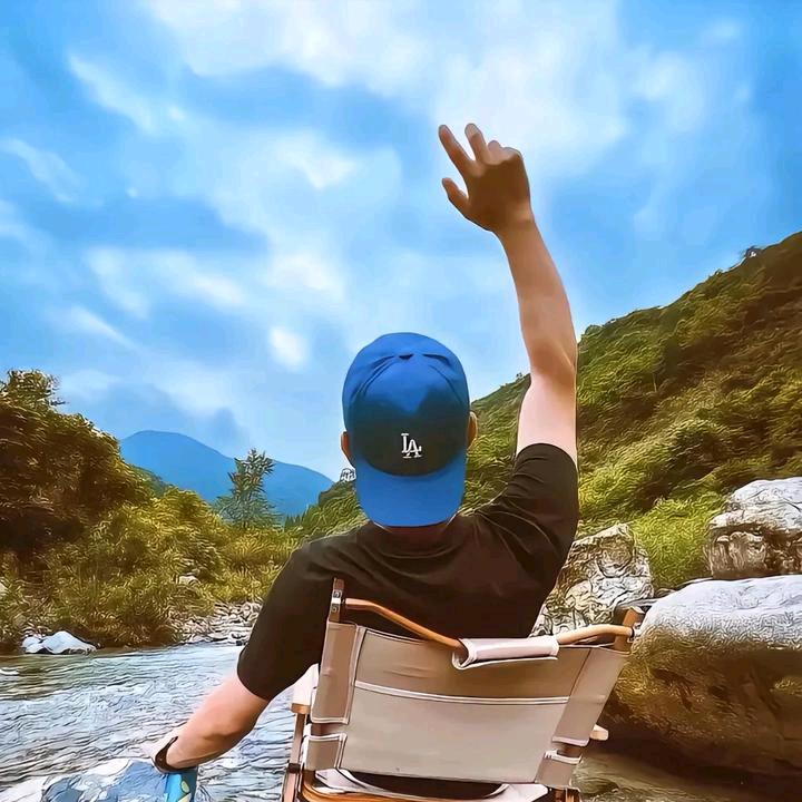 万事 靠己