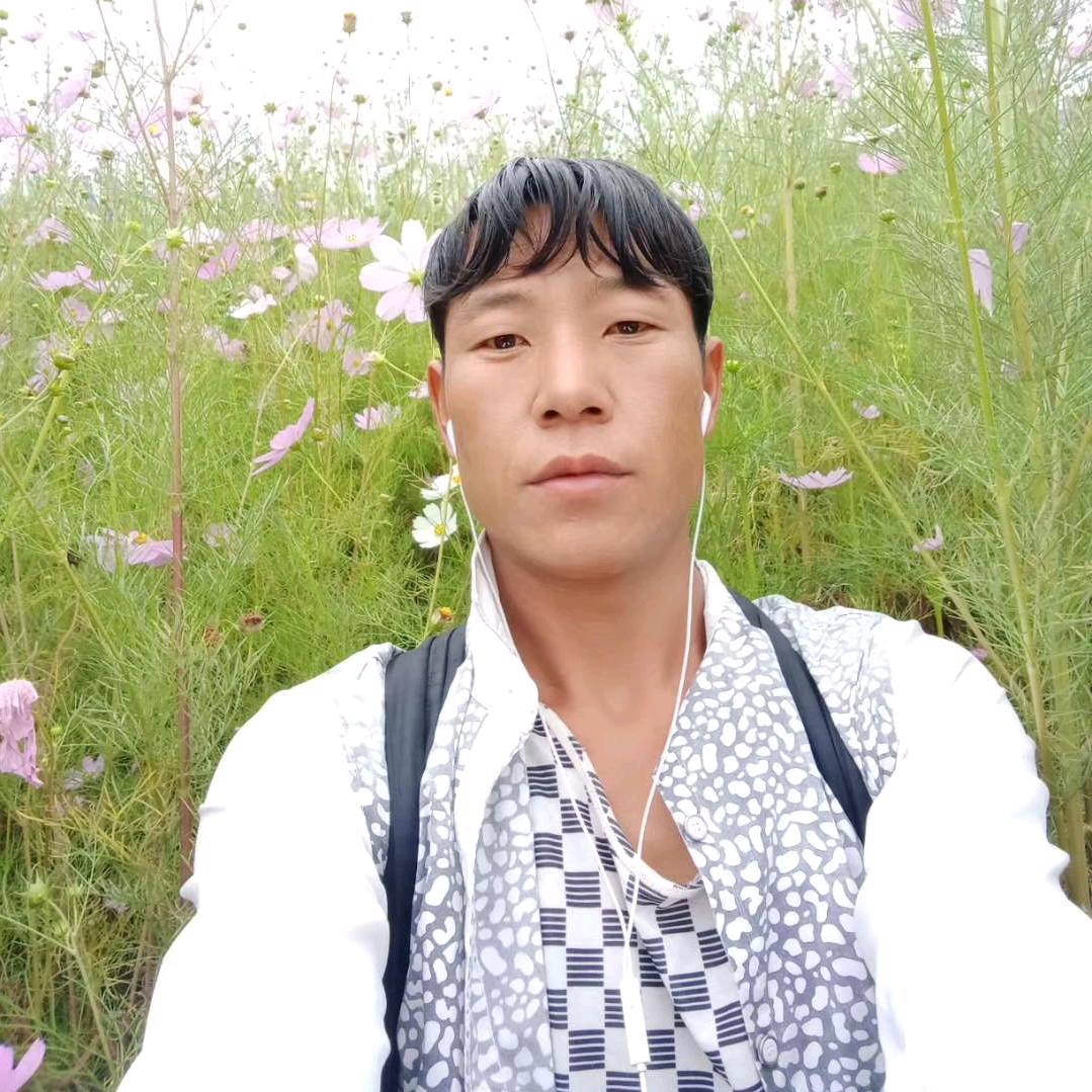 方勇方，单身