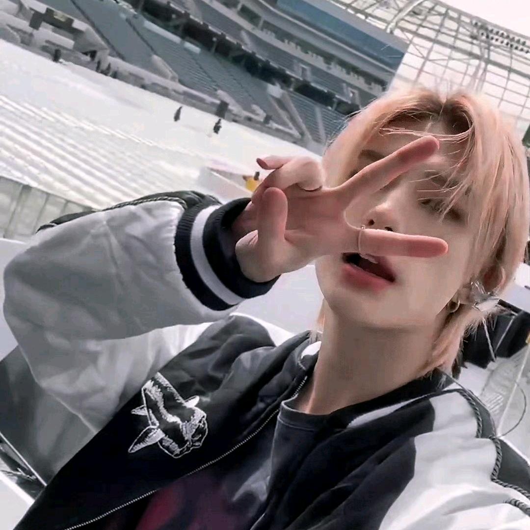 笑爆痔疮后被护士狂扇屁股