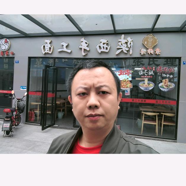 广州开面馆的章哥
