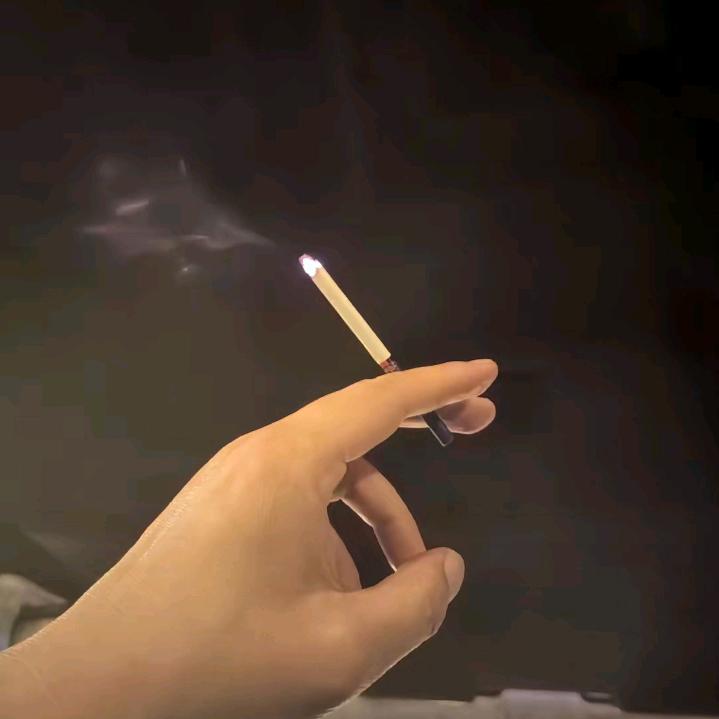 @.........