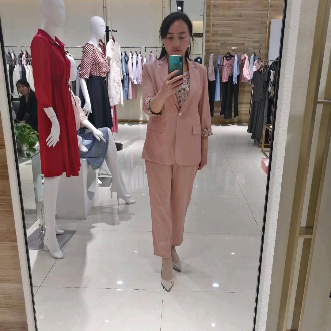 郁金香