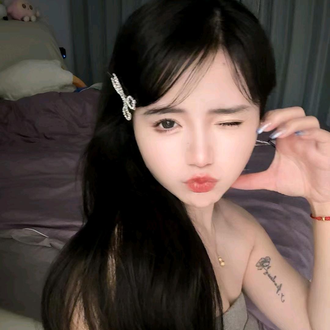吖吖💫