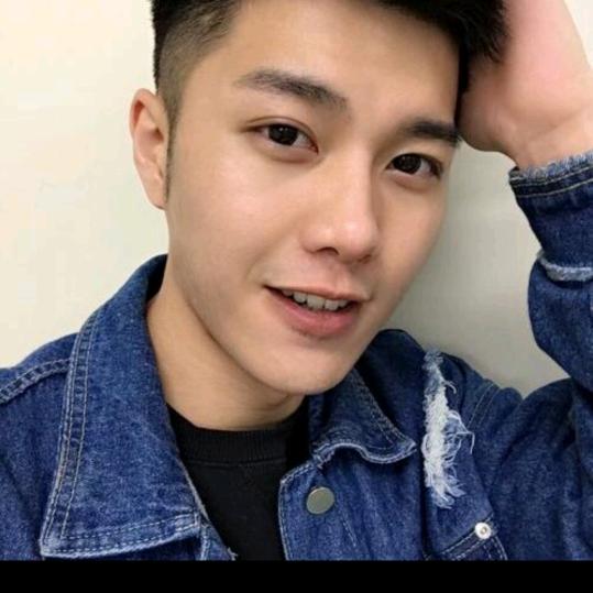 亮亮好歌🎤5:10开播